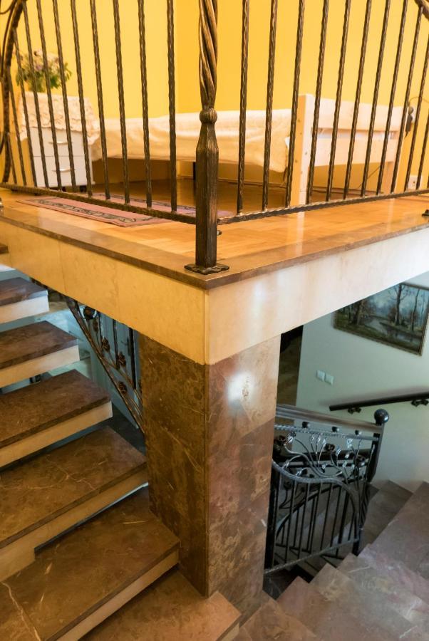 شقة Apartament Parkowy كراكوفيا المظهر الخارجي الصورة