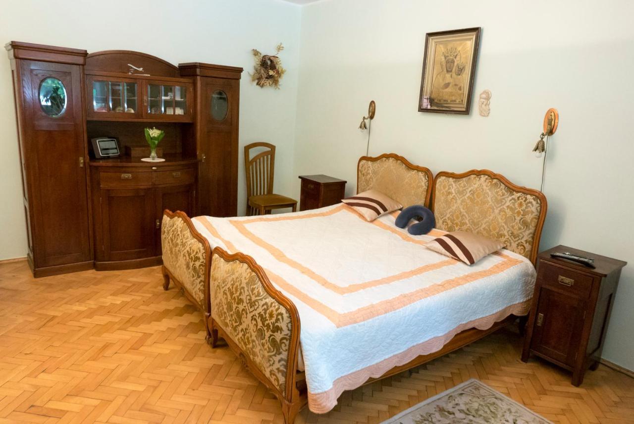 شقة Apartament Parkowy كراكوفيا المظهر الخارجي الصورة